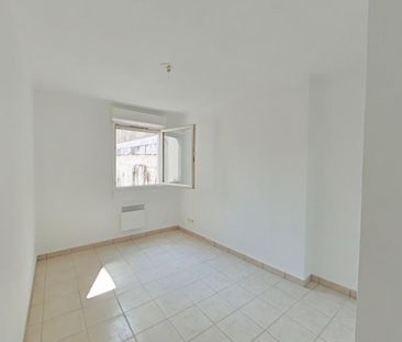 Location Appartement 2 pièces 47m² ROMANS SUR ISERE 26100 - Photo 5