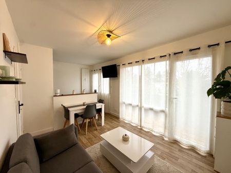 Studio meublé avec grand balcon - Photo 3