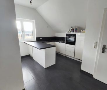 Moderne 2-Zimmer Dachgeschosswohnung mit 45,44m² und Loggia - Photo 1