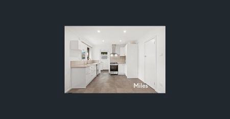 CHARMING LOW MAINTENANCE TWO BEDROOM UNIT - Photo 5