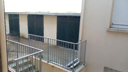 Location Appartement 2 pièces 43m² - Photo 4