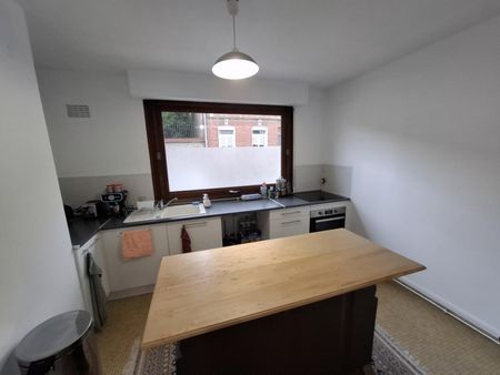 Location Appartement 4 pièces 125m² - Photo 5