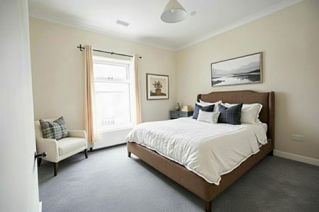 2 bedroom terraced house to rent - Photo 3