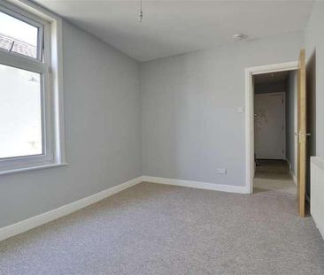 New Road, Portsmouth, PO2 - Photo 5