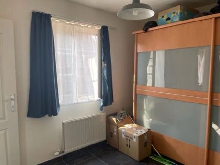 Sfeervol, gezellig appartement met 2 slaapkamers, tuin en garage! - Photo 2