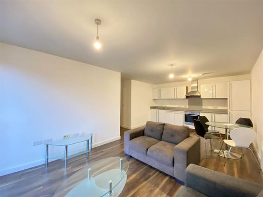 2 Bedroom Apartment To Rent - Photo 1