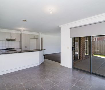 32 Garden Road, Doreen, Vic 3754 - Photo 4