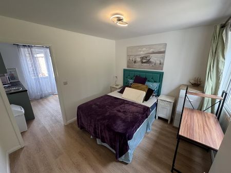 Studio to rent - Photo 3