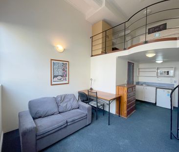 Bright and Convenient Student Accommodation in the Heart of Educati... - Photo 1