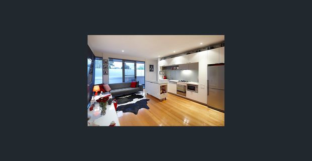 Stylish Apartment - Photo 1