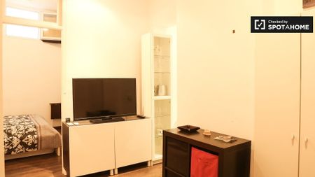 madrid, Community of Madrid 28005 - Photo 2