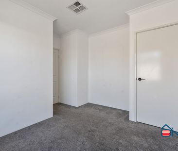 BYFORD - 3X2 - COMFORT AND LOW MAINTENANCE LIVING! - Photo 3