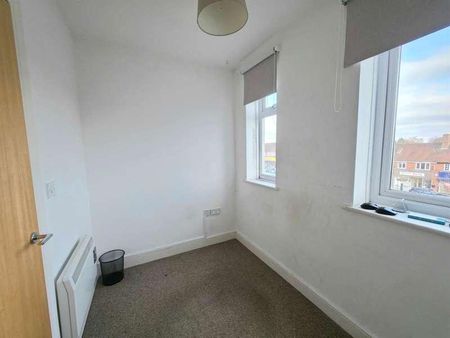 A Stratford Road, Shirley, Solihull, B90 - Photo 2