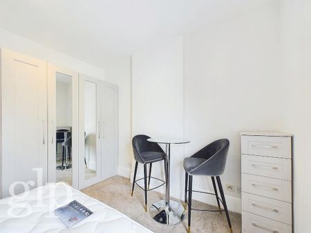 2 bedroom semi-detached house to rent - Photo 5