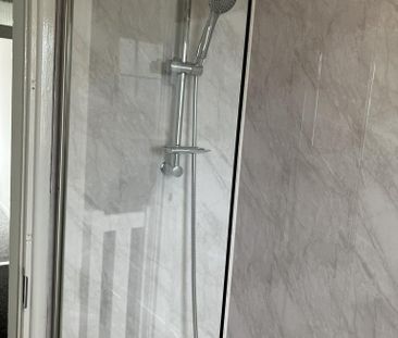 3 bedroom townhouse to rent - Photo 2