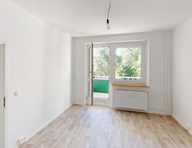 Bezugsfertige 2-Raum-Balkonwohnung - Foto 1