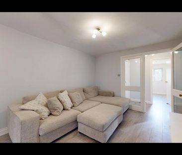 2 Bed Flat, Harp Island Close, NW10 - Photo 1