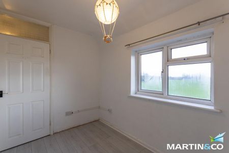 3 bedroom end of terrace house to rent - Photo 5