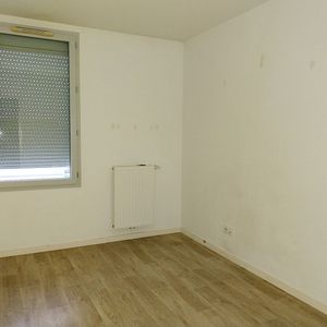 Apartment - Photo 2