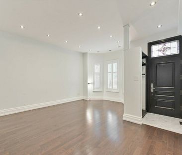 30 Bernard Avenue, ON, Toronto - Photo 5