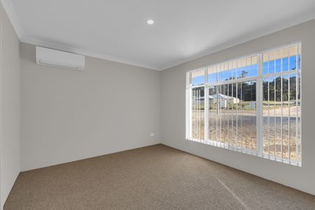 Four Bedroom Home in Waroona - Photo 5