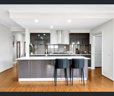 Quality Family Living Surrounded by Parkland. - Photo 6