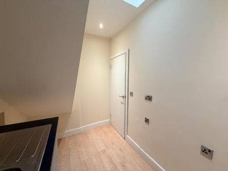 Studio to rent - Photo 5