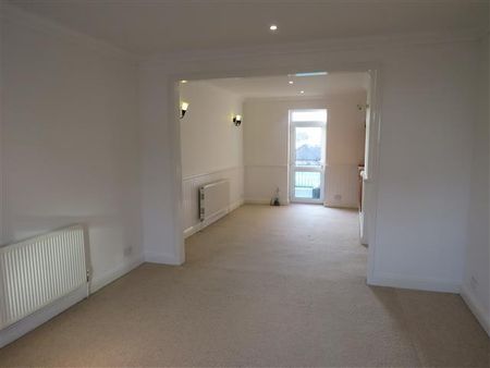 Pine Road, Bournemouth - Photo 3