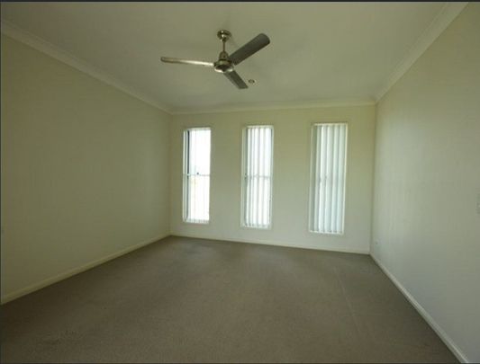 Spacious family home in great location - Photo 1