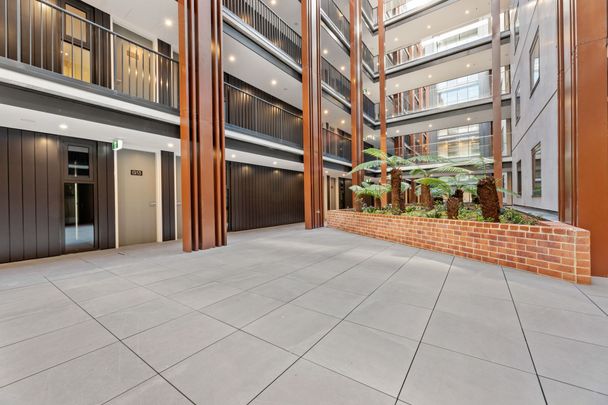 426/55 Currong Street North, Braddon - Photo 1