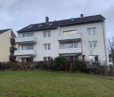 Gemütliche 3-Zimmerwohnung mit Balkon in Brake-Bielefeld - Photo 1