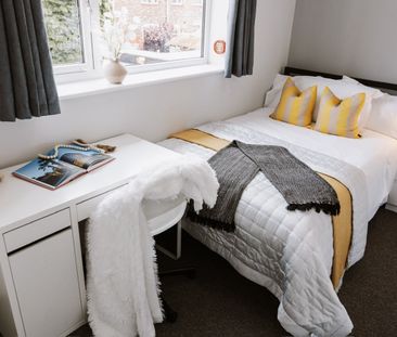 6 Bed Semi-Detached House, Whitby Avenue, M14 - Photo 4