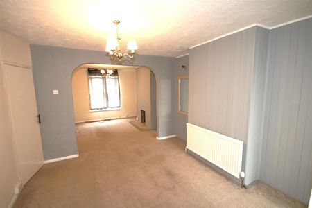 SandwichWoodnesborough Road, CT13 0AB, Sandwich - Photo 2