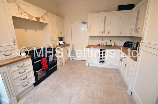 152a Otley Road, Leeds, LS16 5JX - Photo 1