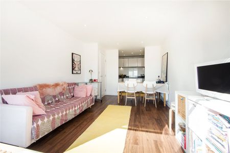 13 Atkins Square, Dalston Lane - Photo 2