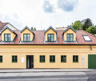 Urban und doch im Grünen. Wohnen im 19ten - 2 Zimmerwohnung - unbefristet - top ausgestattet - mit Terrasse in den Innenhof - Foto 3