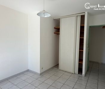 Location Maison 5 pièces 151m² ST CYR SUR MER 83270 - Photo 6