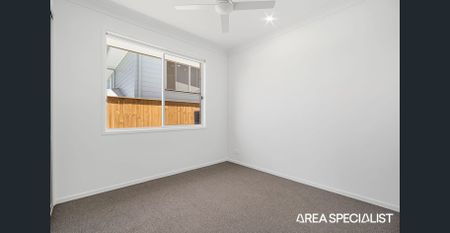 Brand New Designer Home in the Heart of Upper Coomera - Photo 5