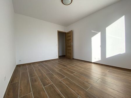 Jasne słoneczne 3-pokoje po remoncie 60.2 m² - Фото 2