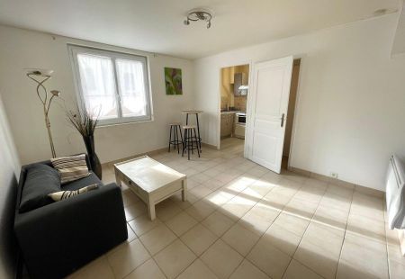 Appartement T2 à ST MARTIN LE VINOUX - Photo 2