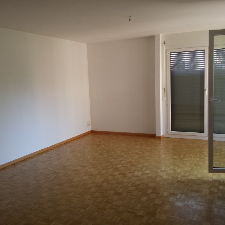 Massagno, ottimo 3,5 locali in vicinanze stazione ferroviaria - Photo 1