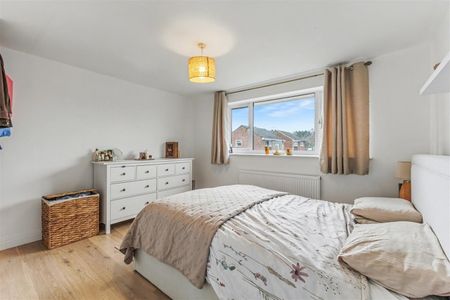 2 BED Semi-detached house To rent - Photo 4