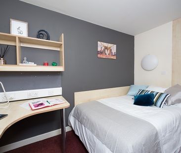 Room in a Shared Flat, Edward Street, S3 - Photo 2