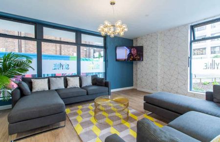 Penthouse Plus Studio - Photo 3