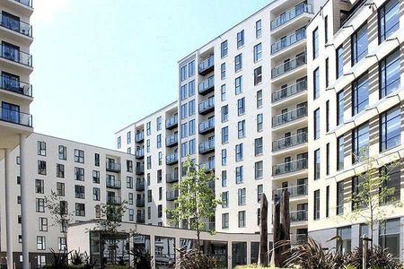 Guildford Road, Woking, Surrey, GU22 - Photo 3