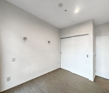Two-Bedroom Apartment in Prime Newmarket Location - Photo 5