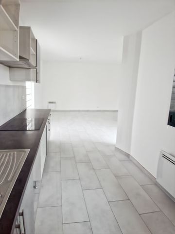 Location appartement 4 pièces, 84.00m², Suresnes - Photo 5