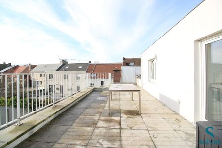 Appartement met 2 garageboxen - Photo 4