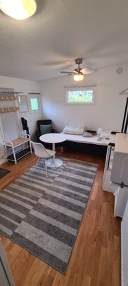 Ekorrvägen, Märsta - Photo 1