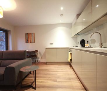 2 bedroom apartment to rent - Photo 5